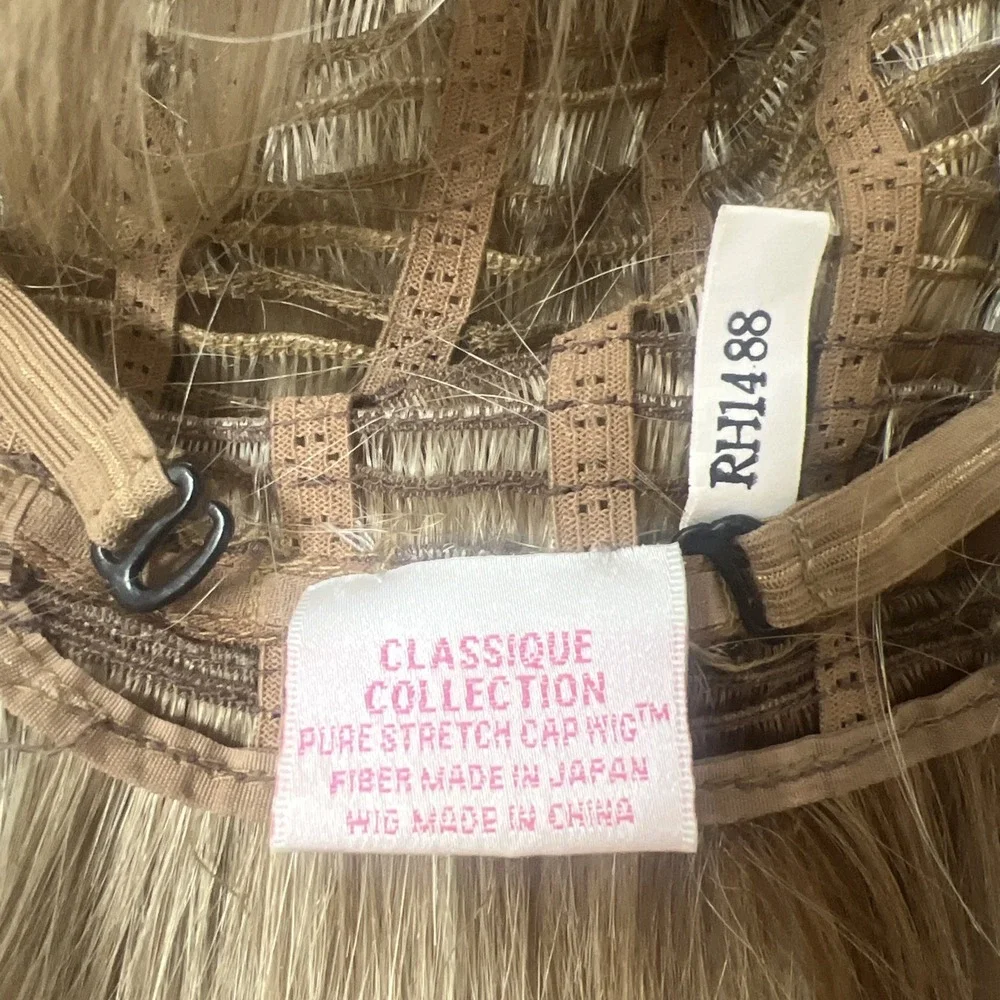 Estetica Designs Renae RH1488 Wig Dark Blonde w/lightest Blonde Highlights‎